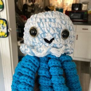 Hand made Crochet Squid!! 🦑